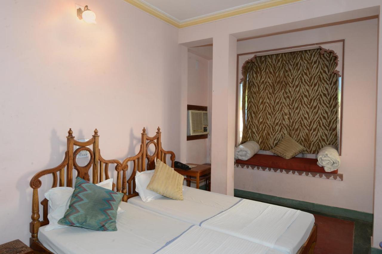 Hotel Harasar Haveli Bikaner Exterior photo